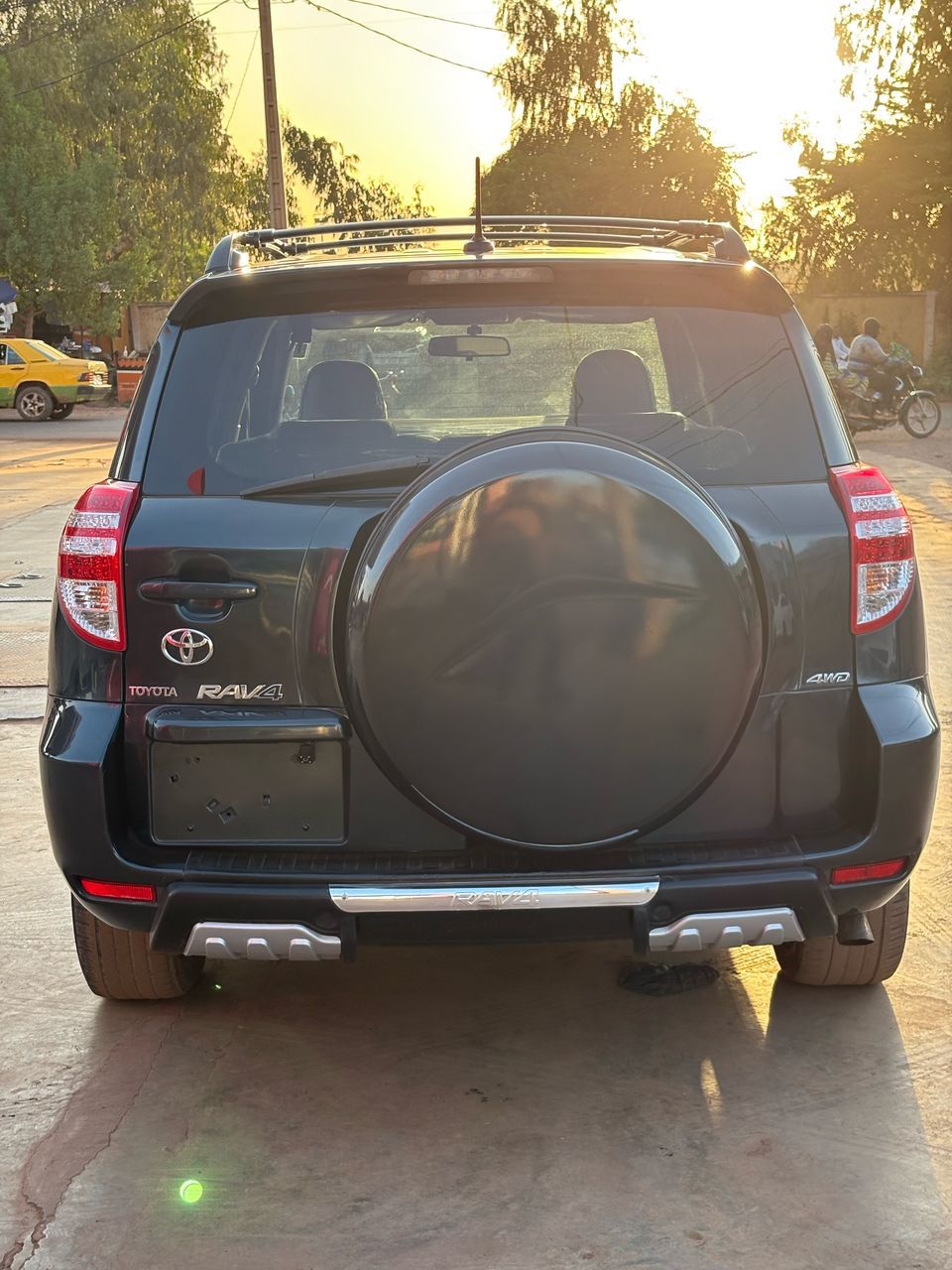 TOYOTA RAV4 2010 très propre