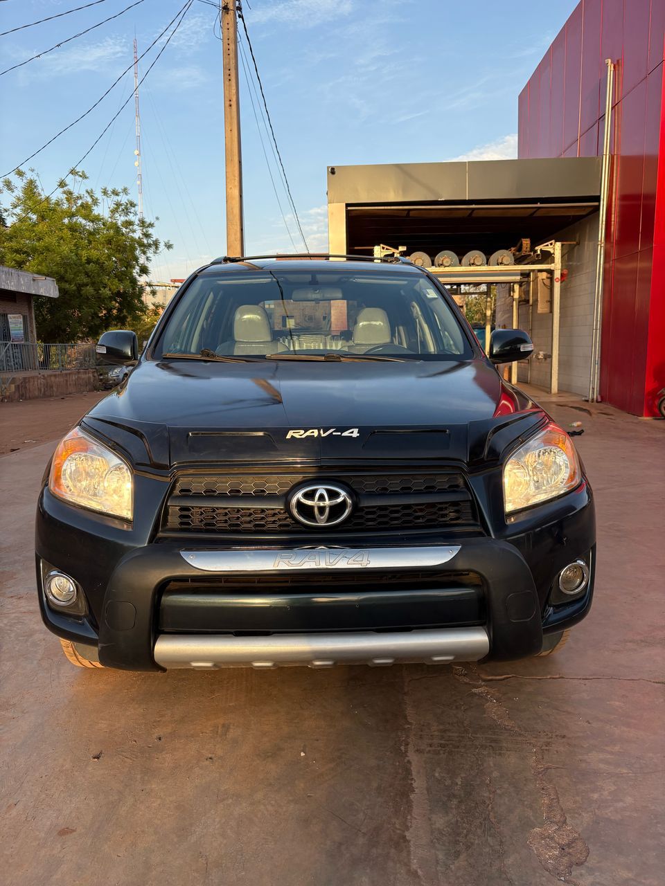 TOYOTA RAV4 2010 très propre