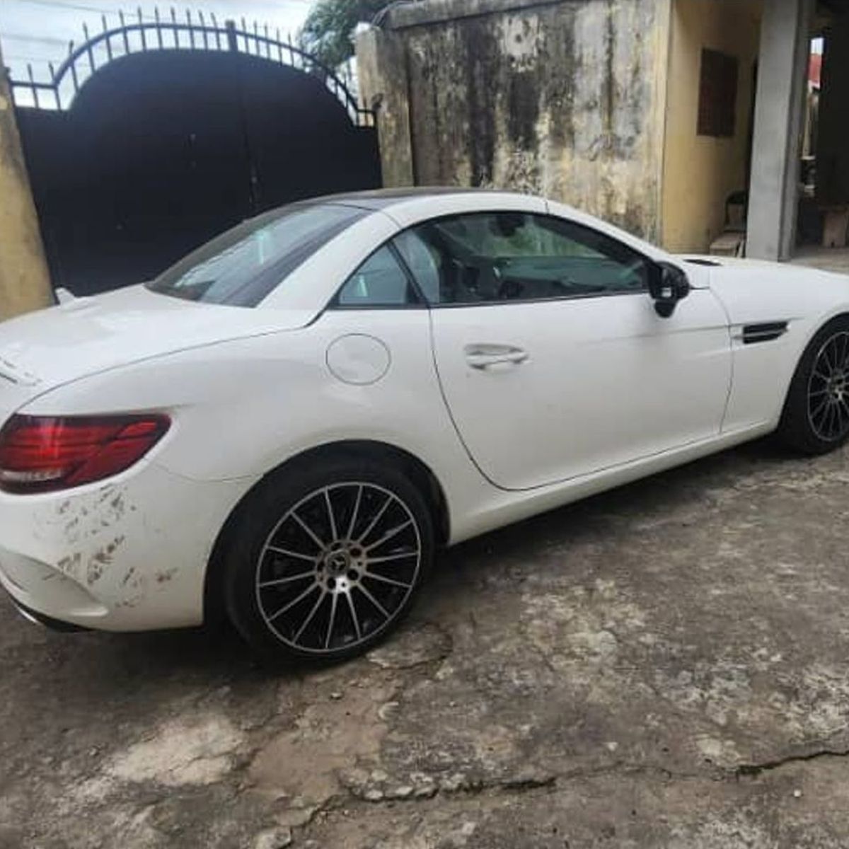 Mercedes-Benz SLC