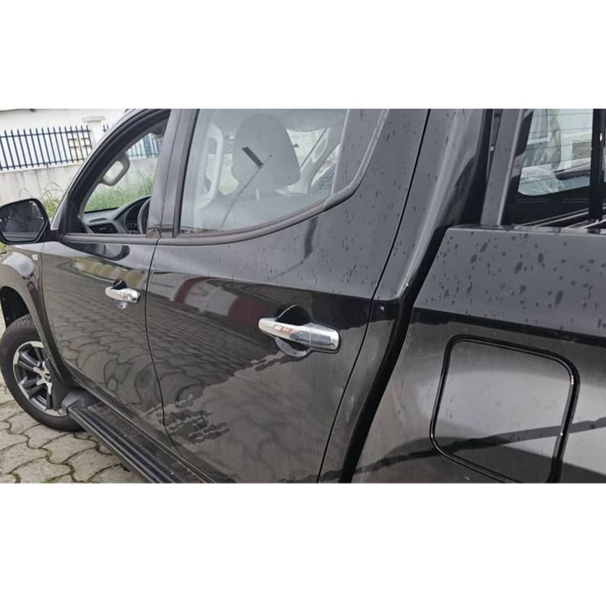 Mitsubishi L200