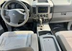 Nissan Armada V8