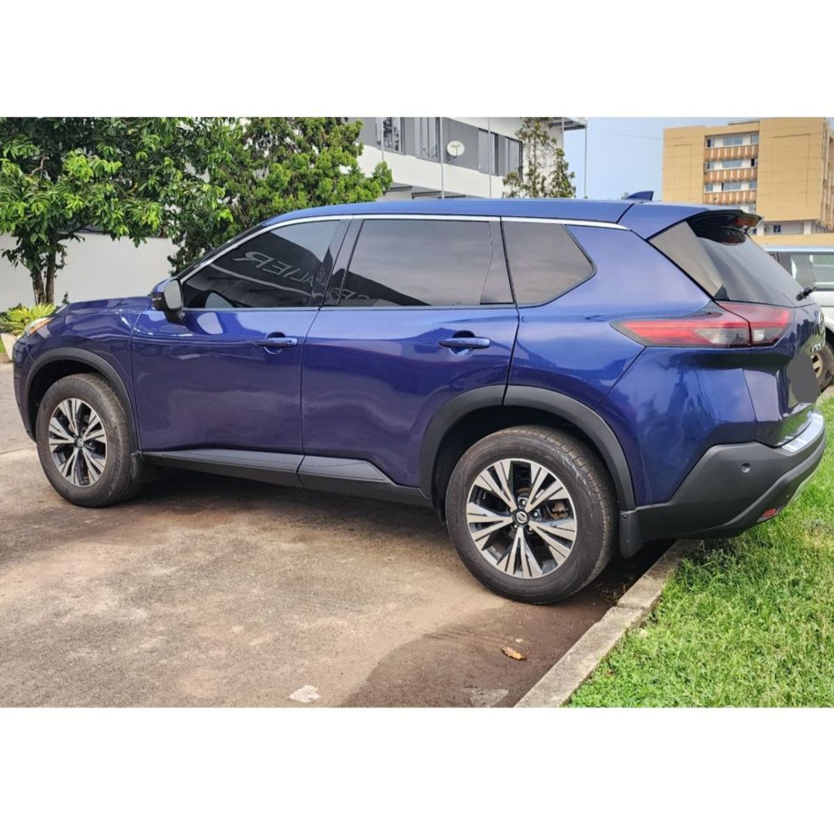 NISSAN ROGUE 2021