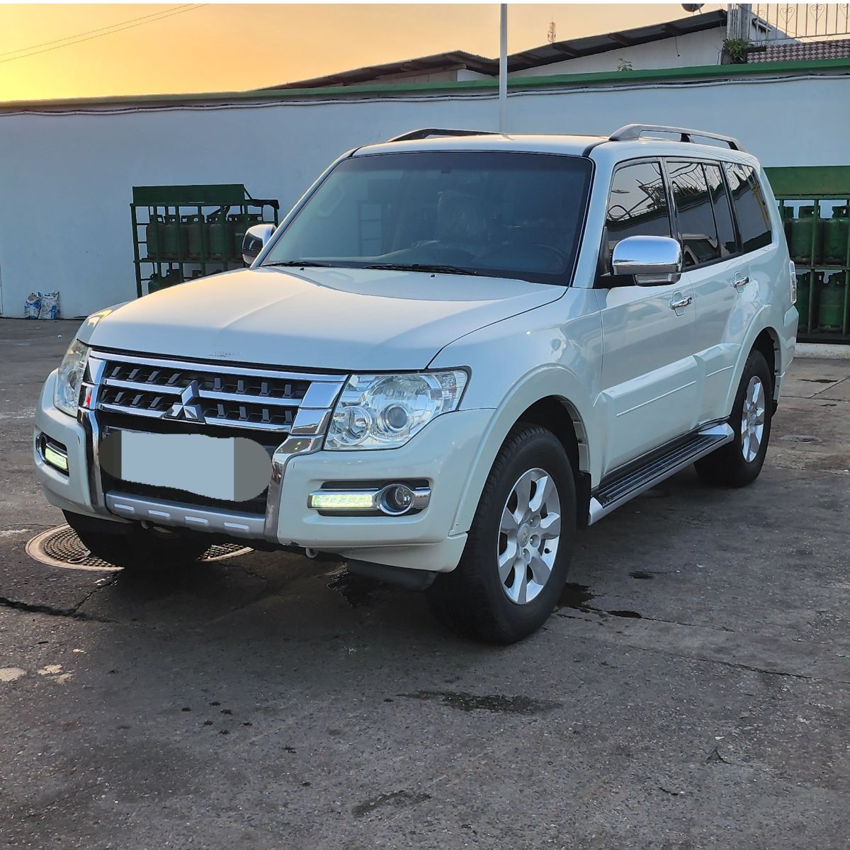 Mitsubishi Pajero GLS