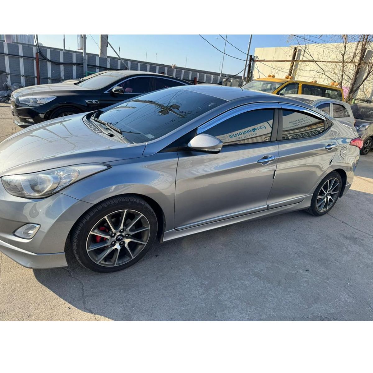 Hyundai Avante 2015