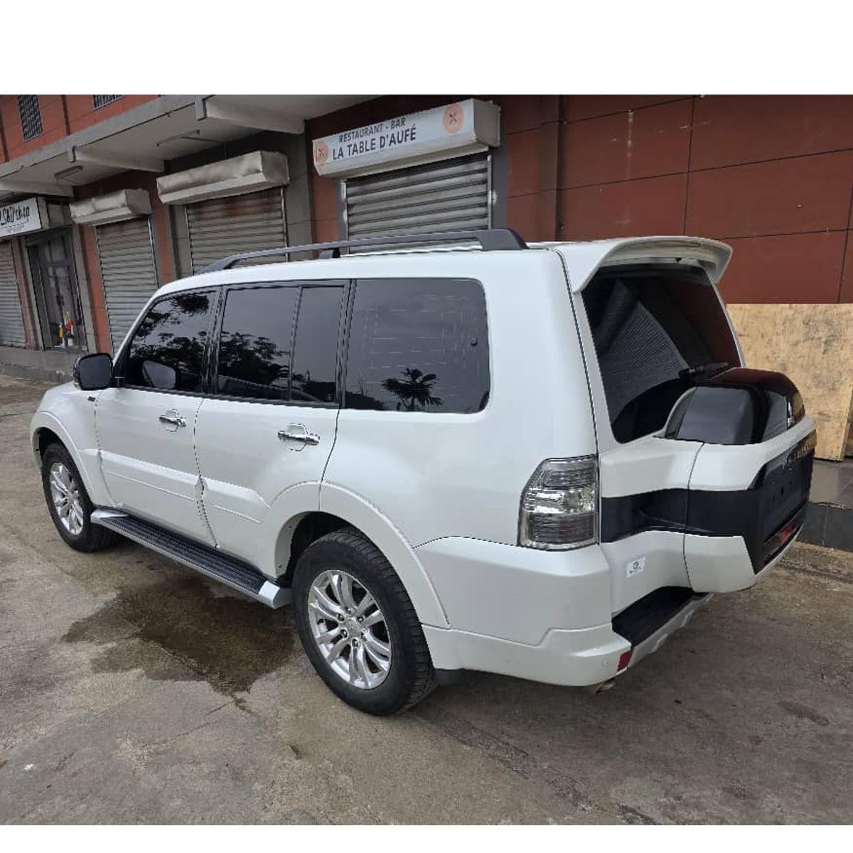 Mitsubishi Pajero GLS