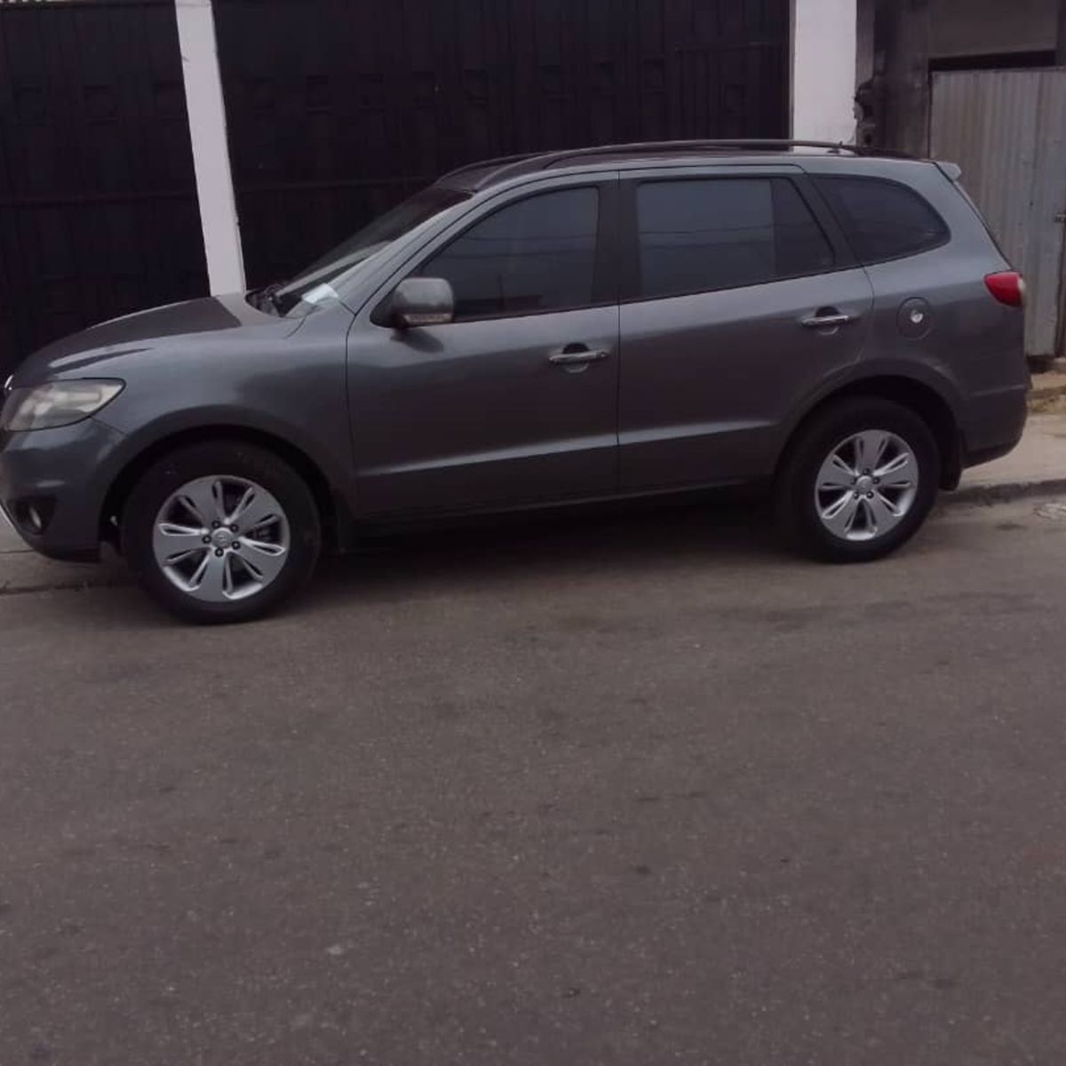 Hyundai Santafe 2
