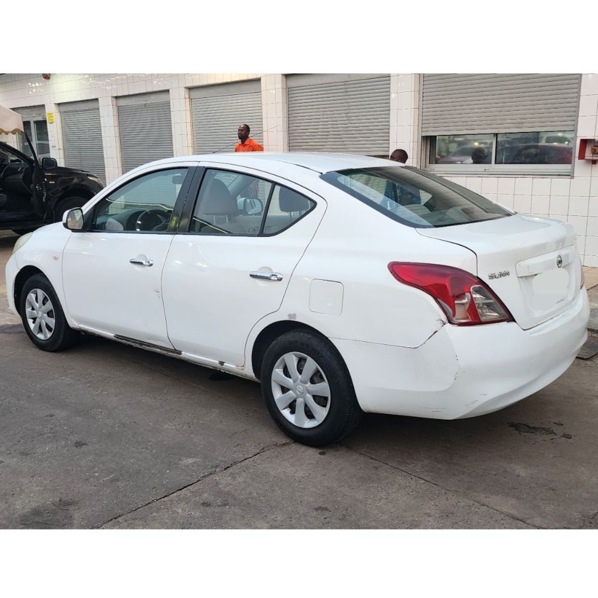 Nissan Sunny 2013
