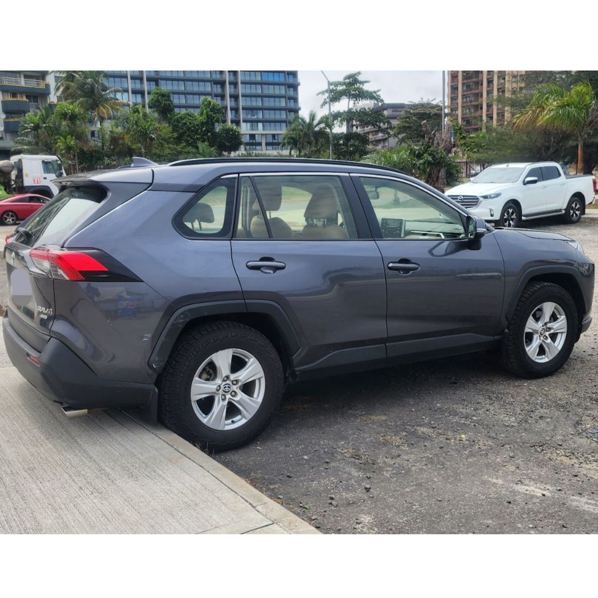 Toyota RAV4 2021