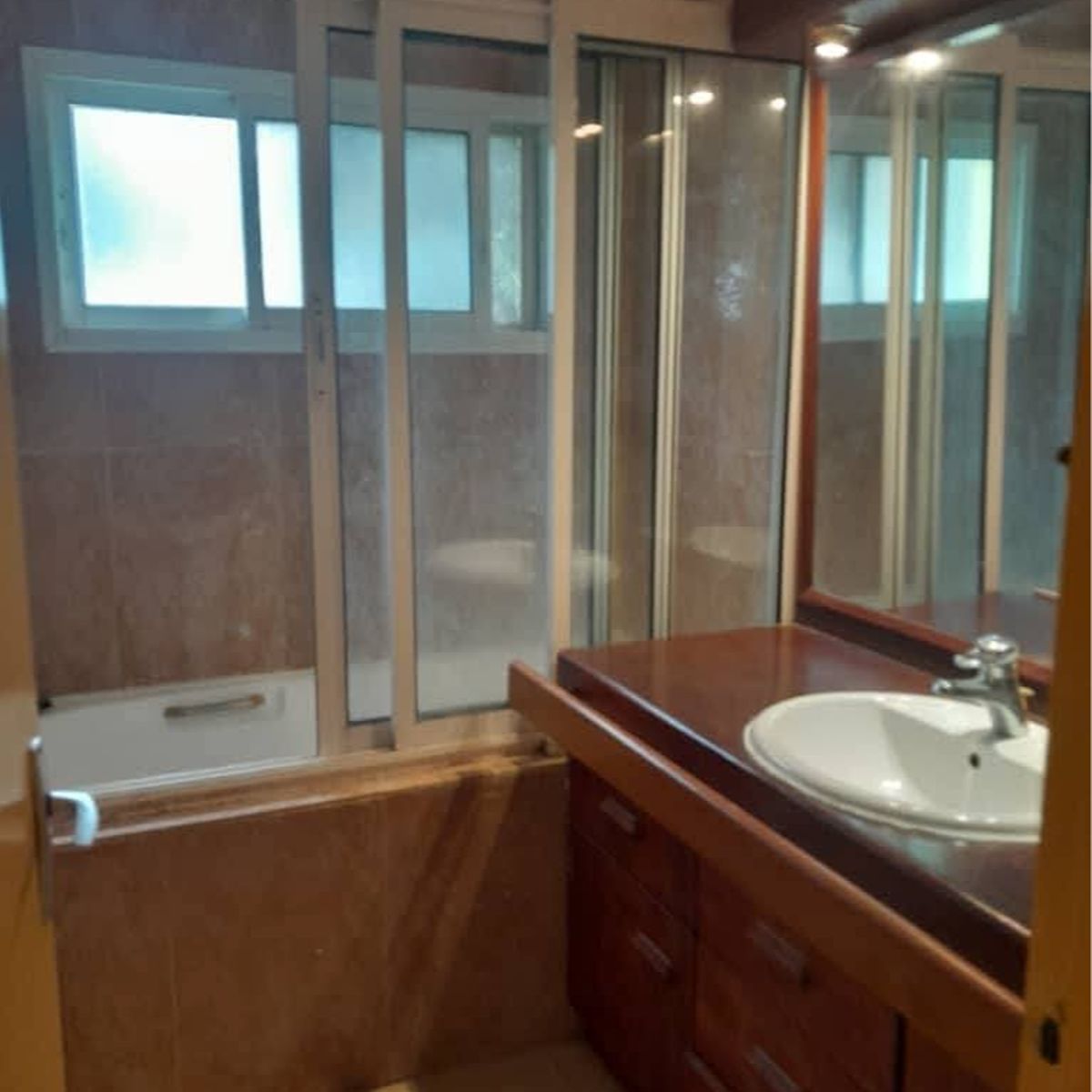 Appartement pied dans l’eau à Glass