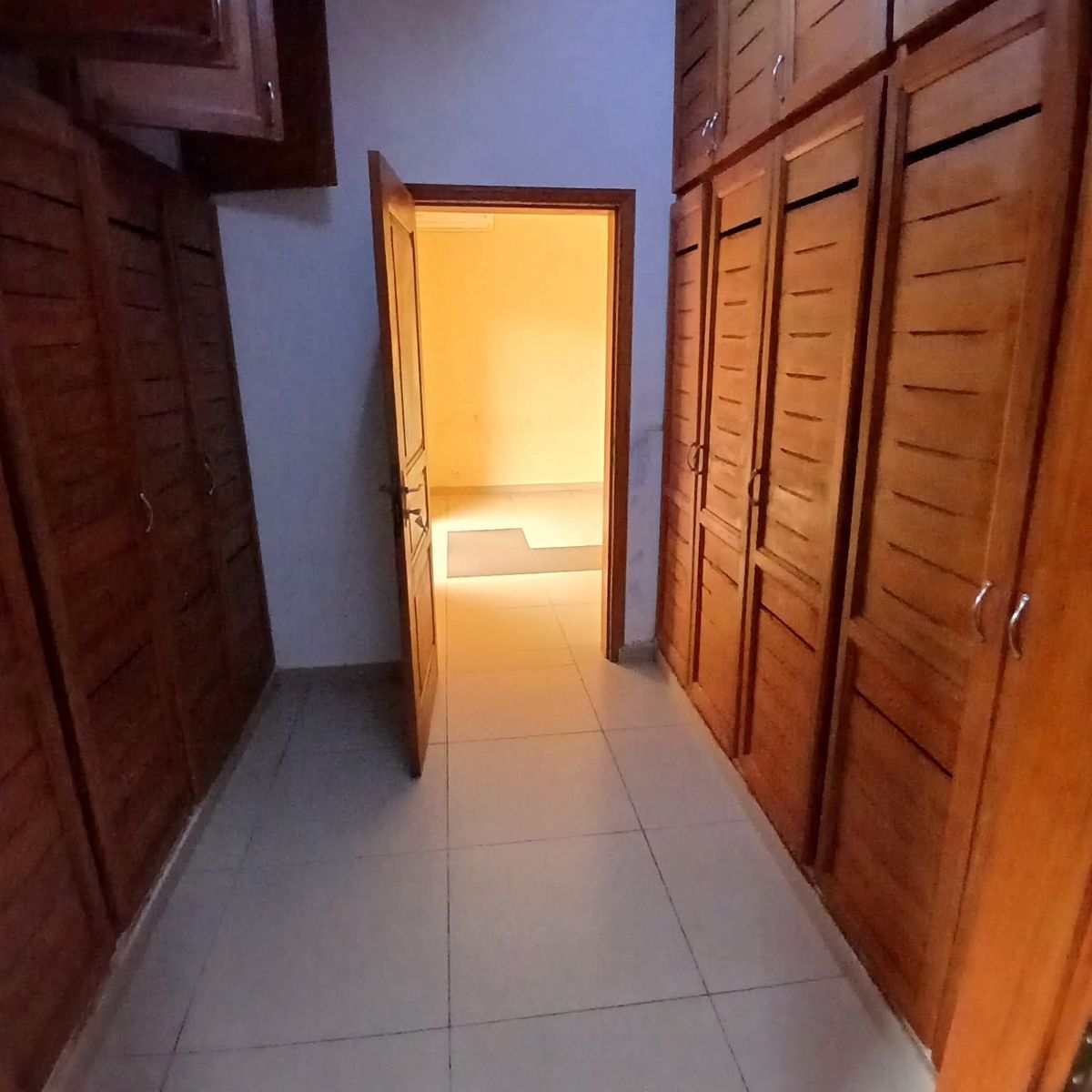 Villa duplex mitoyenne à Avorbam
