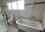Location villa duplex à Angondjé Avorobam