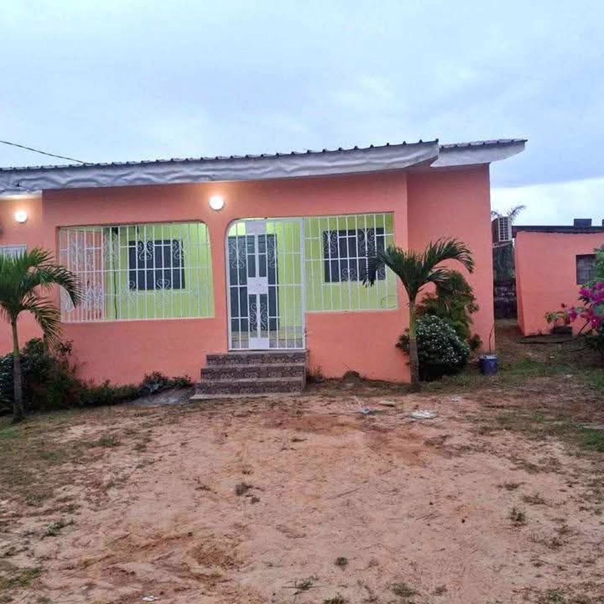 Vente villa 900 m² au Beaulieu