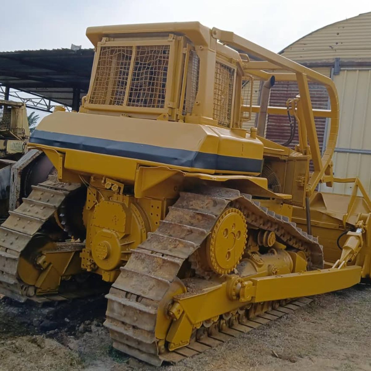 Caterpillar D6