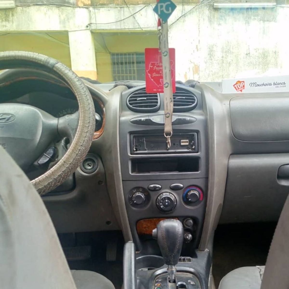 Hyundai SANTA FE 1