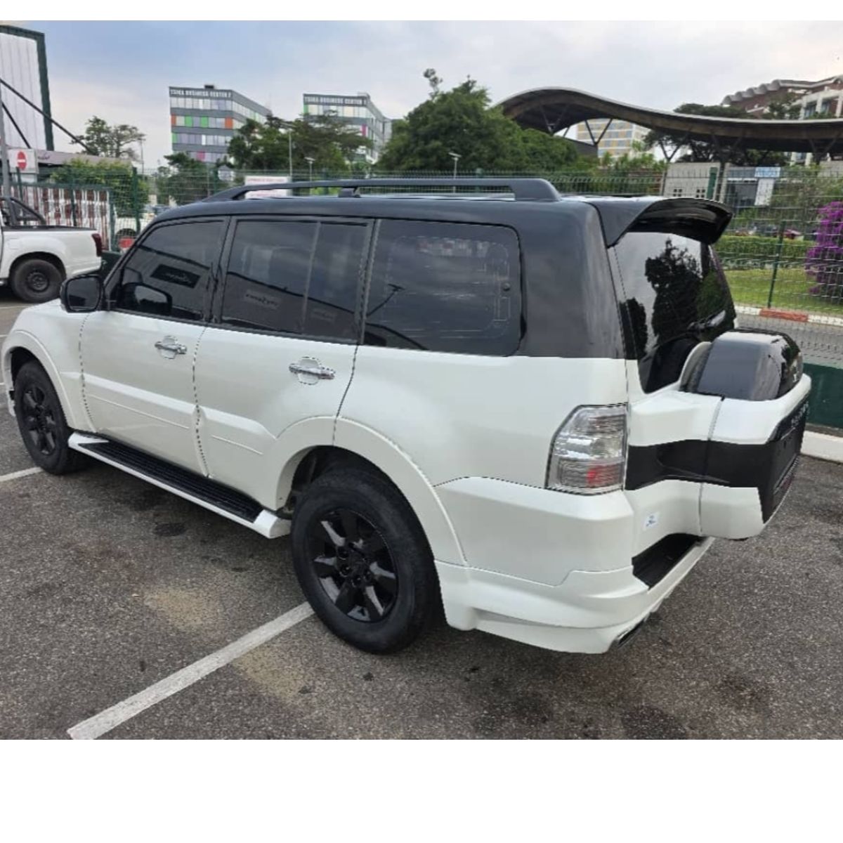 Mitsubishi Pajero GLS 2015