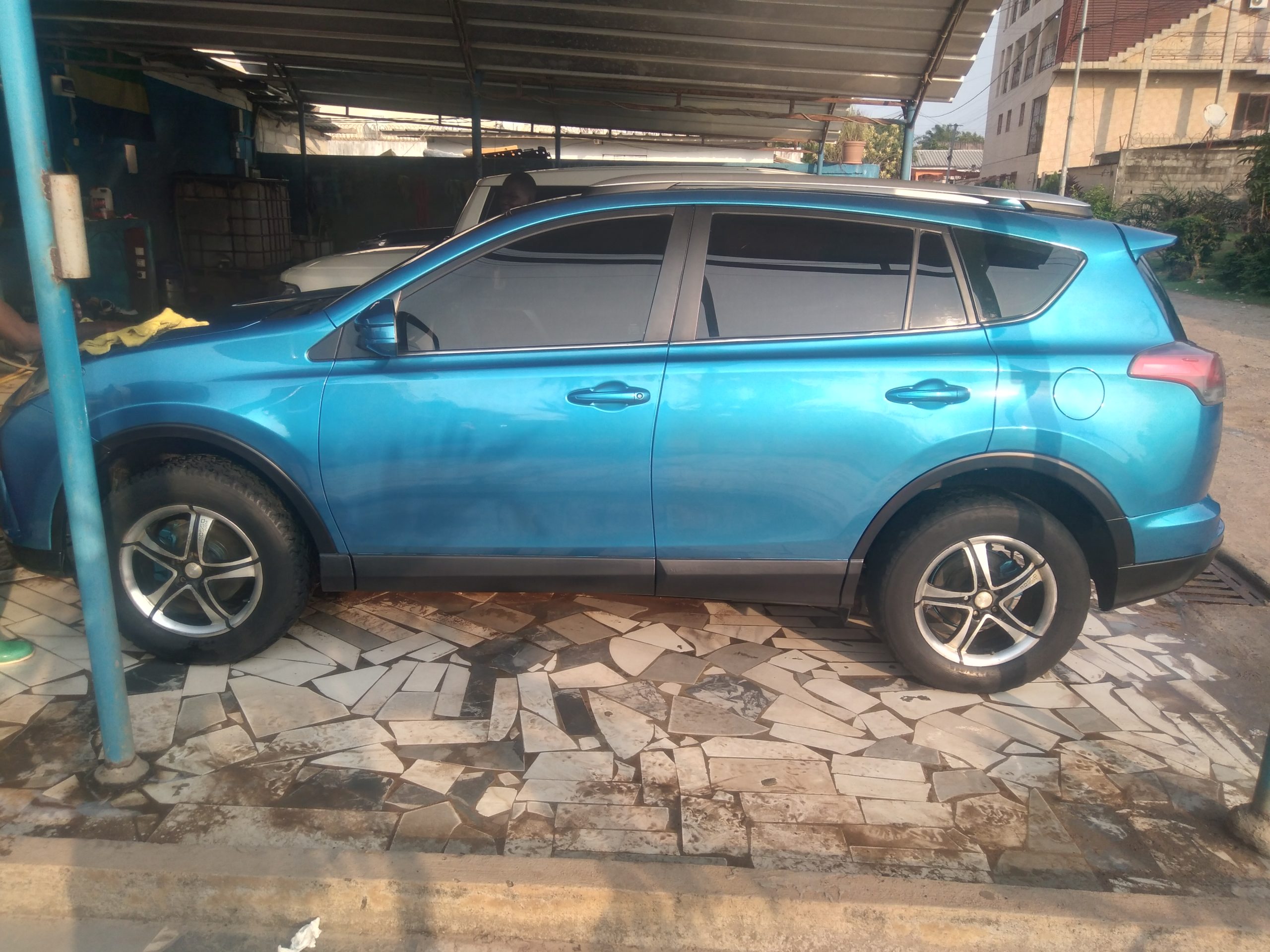 Opportunité à saisir à vendre Rav4 année 2016