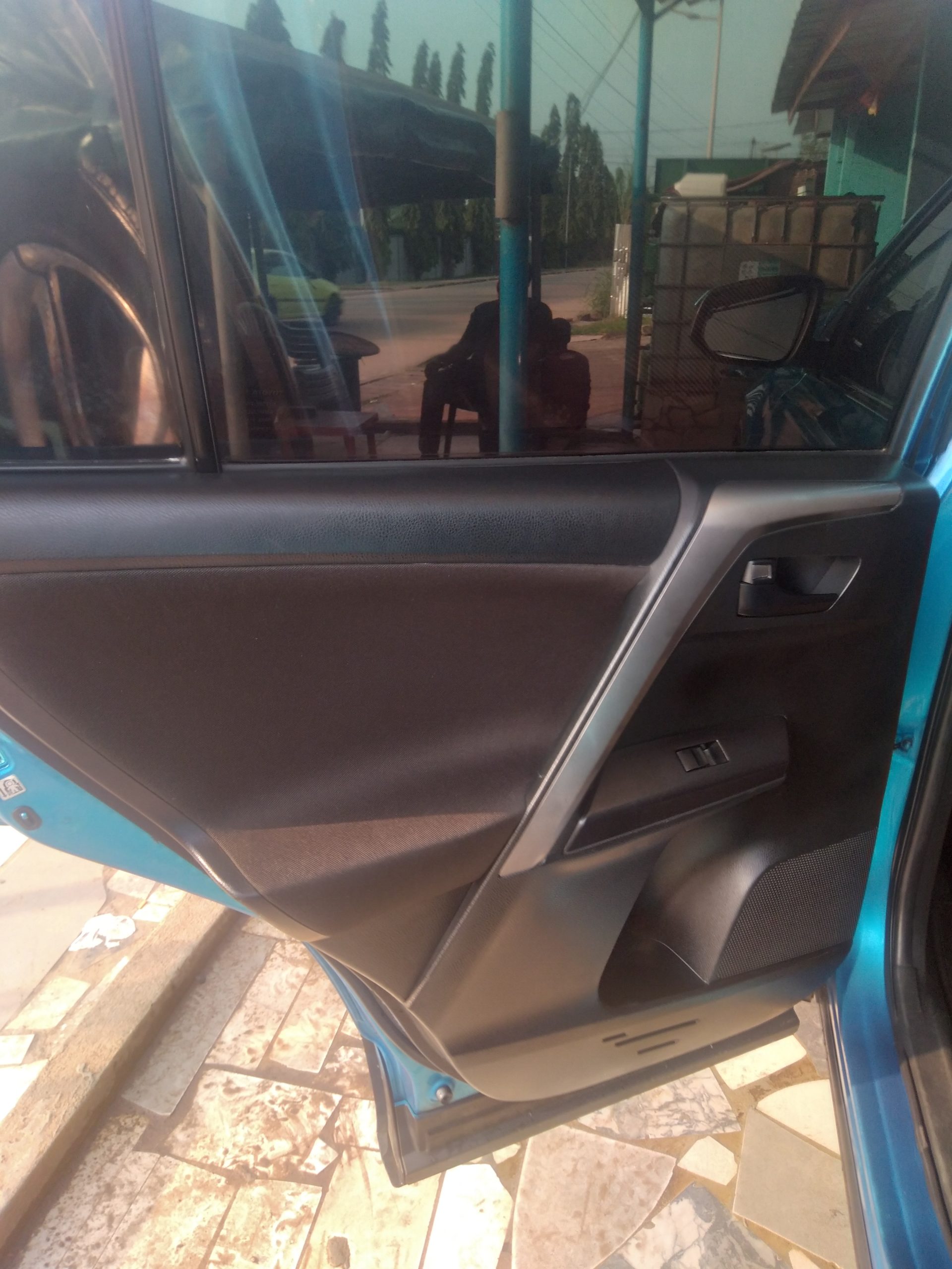 Opportunité à saisir à vendre Rav4 année 2016
