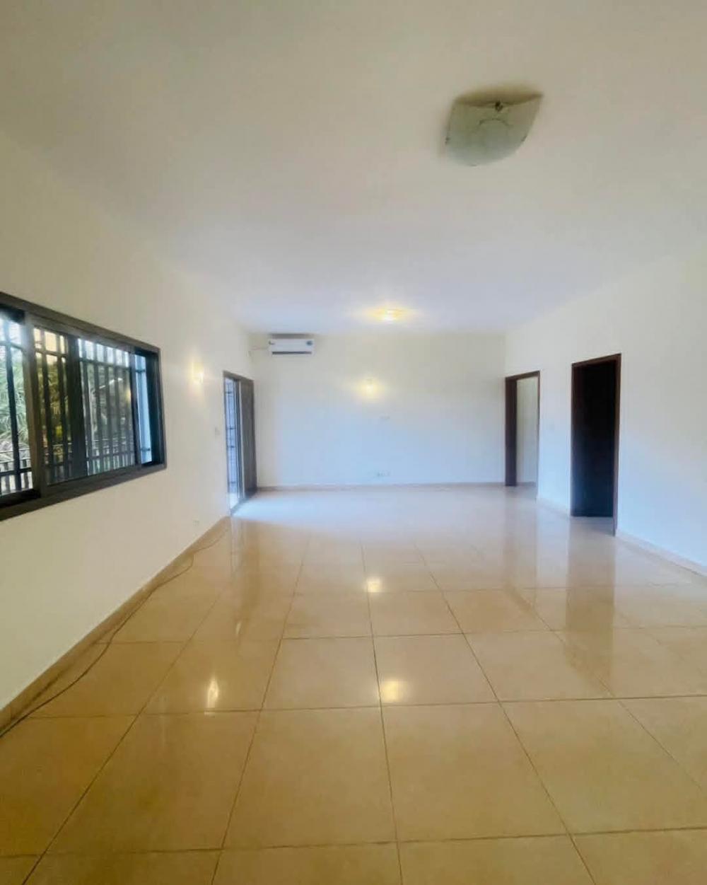 Appartement 3 chambres à louer au Bas de Gué-Gué