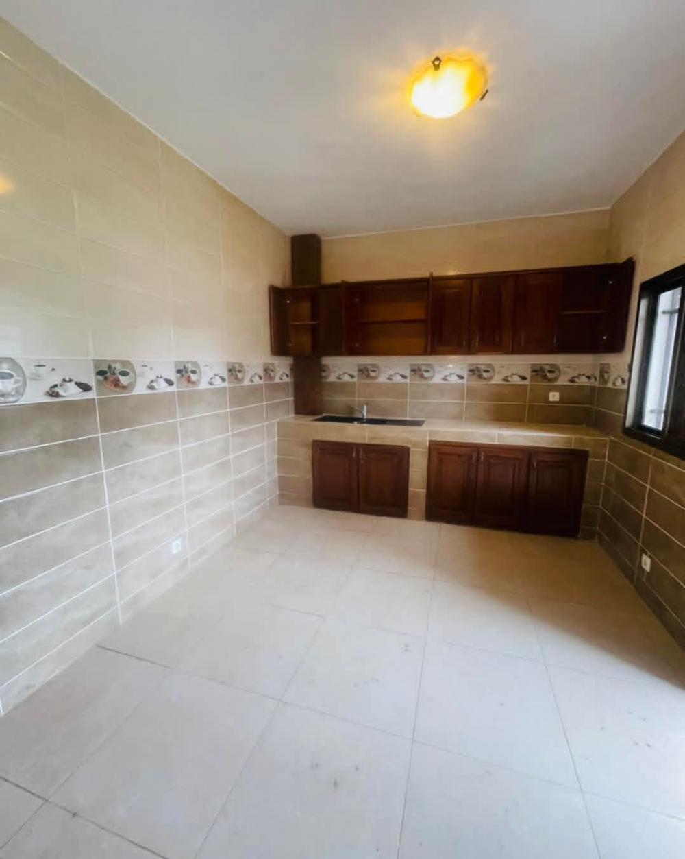 Appartement 3 chambres à louer au Bas de Gué-Gué