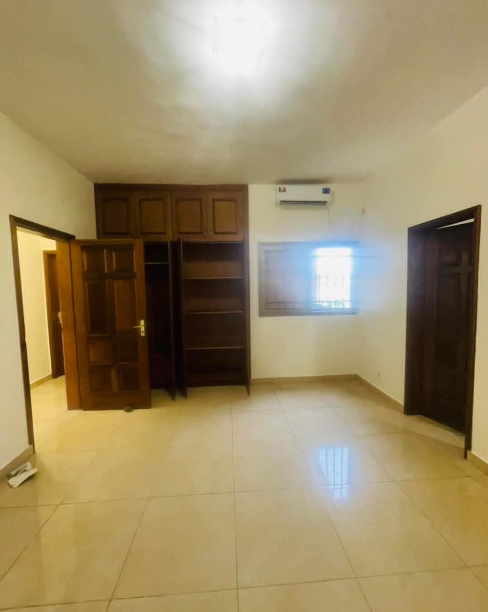 Appartement 3 chambres à louer au Bas de Gué-Gué