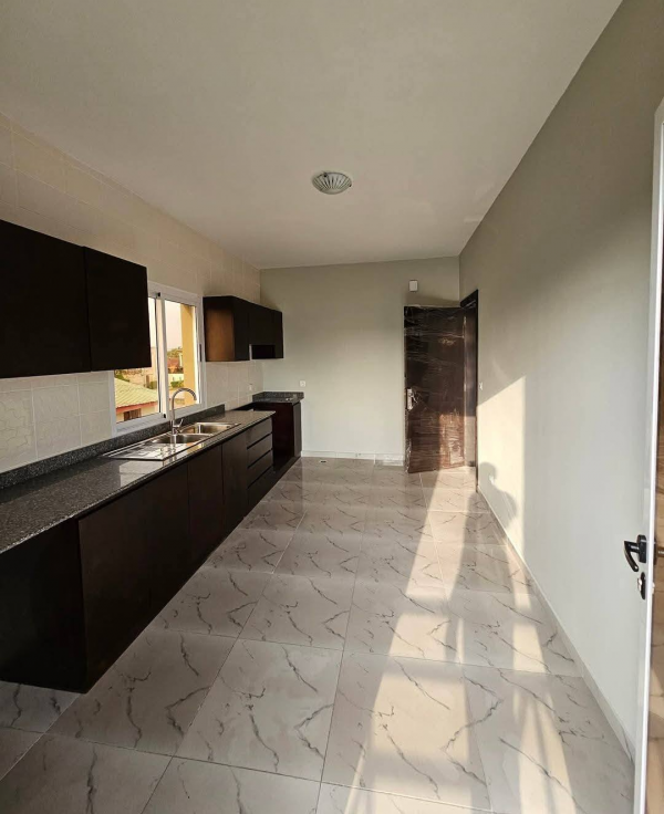 Appartement standing disponible 2 chambres à Akanda – Sherco
