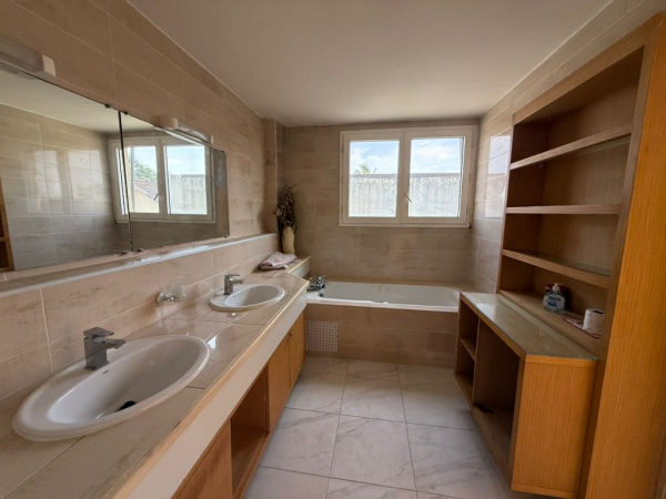 Appartement 3 chambres à vendre à la Sablière