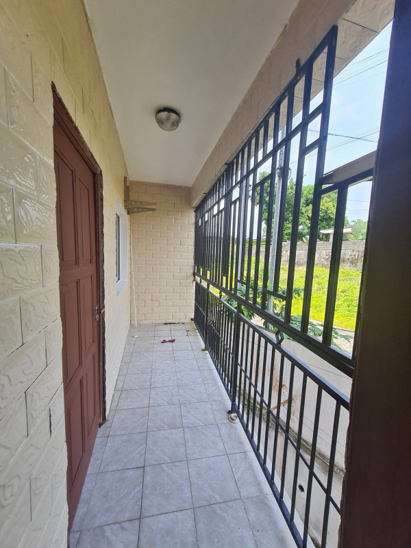 Appartement 2 chambres à louer à Libreville – Alibandeng