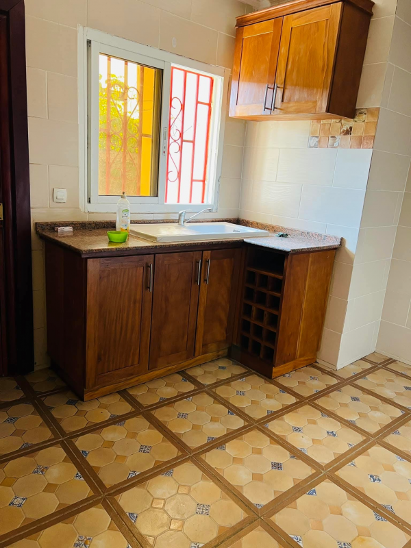Appartement 2 chambres à louer à Libreville au Bas de Gué-Gué