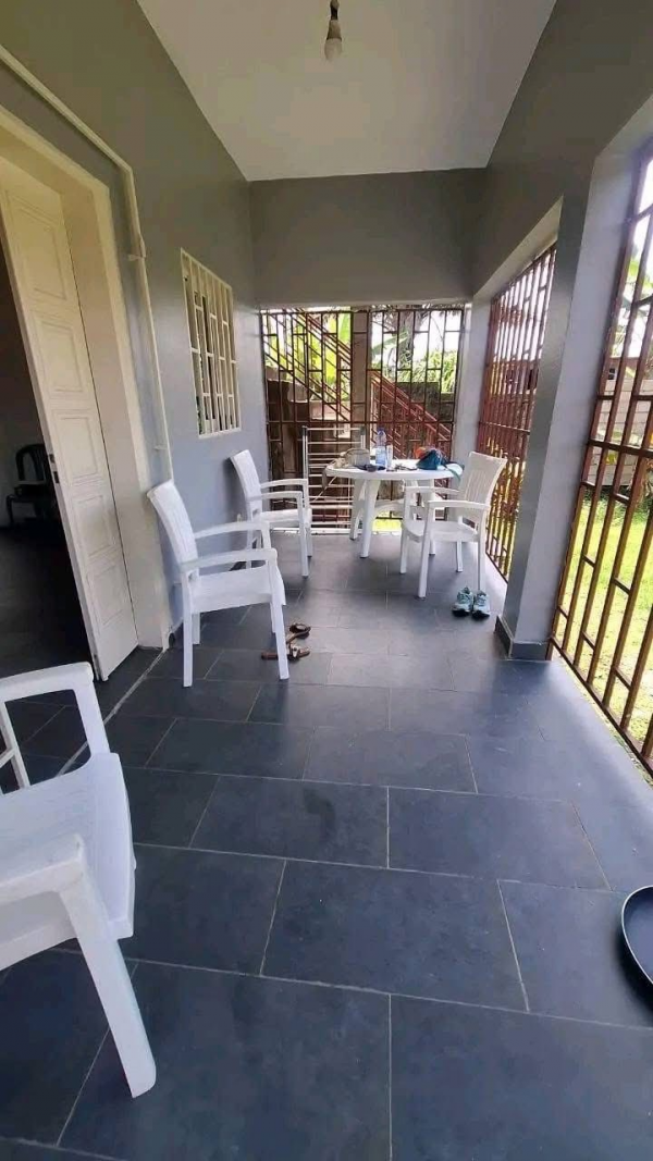 Appartement 2 chambres à louer à Libreville – Ozangué