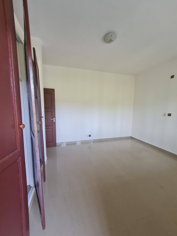 Appartement 2 chambres à louer à Libreville – Alibandeng