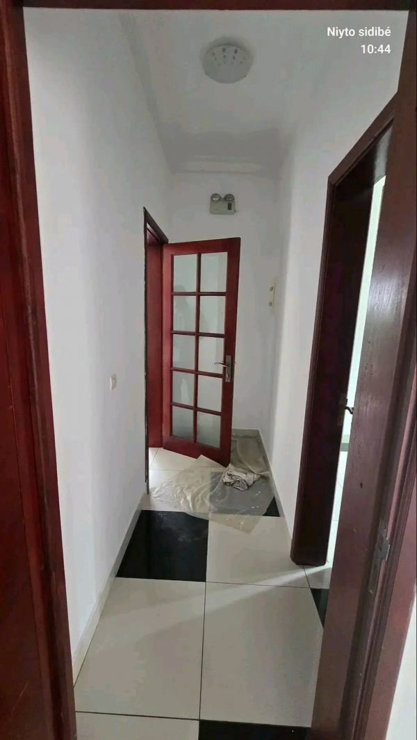 Appartement 2 chambres à louer à Akanda – Angondjé