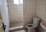 Villa à mitoyenne à louer à Angondjé première cité
