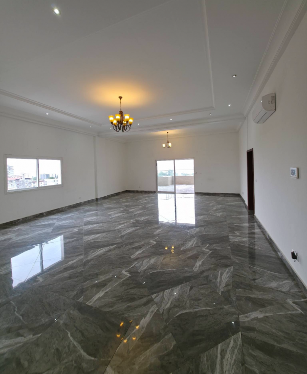 Appartement 4 chambres à louer à Louis