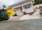 Villa de 2 chambres avec placards au Château