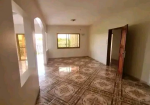 Appartement 3 chambres à louer à Alibandeng