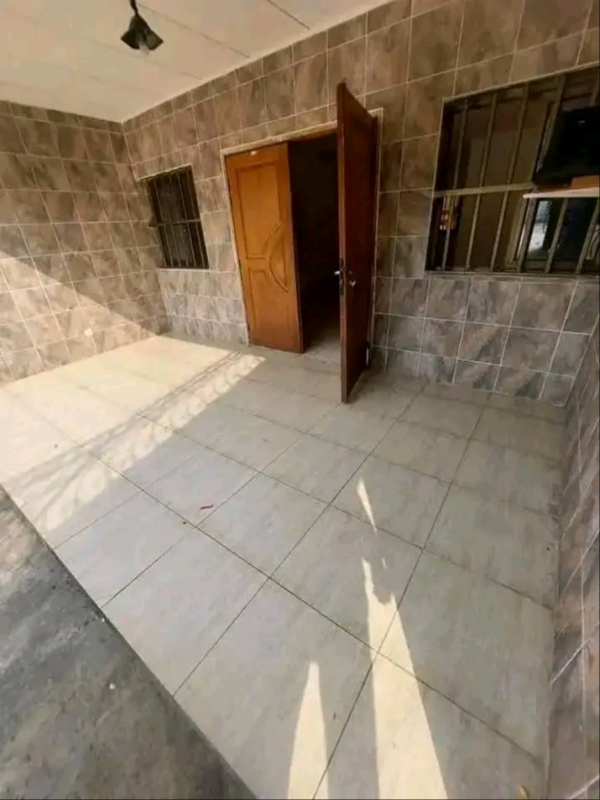 Appartement 2 chambres à louer derrière la Pédiatrie