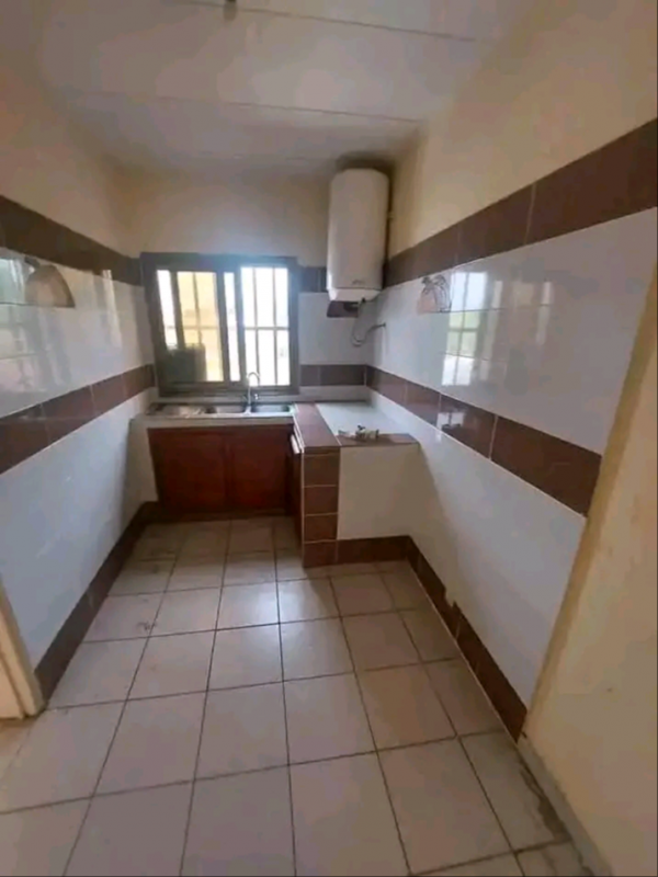 Appartement 2 chambres à louer derrière la Pédiatrie