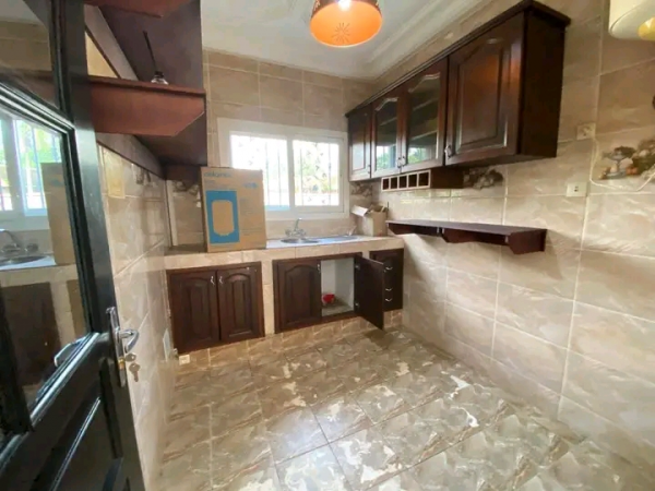 Appartement 2 chambres à louer à Mindoumbé 2