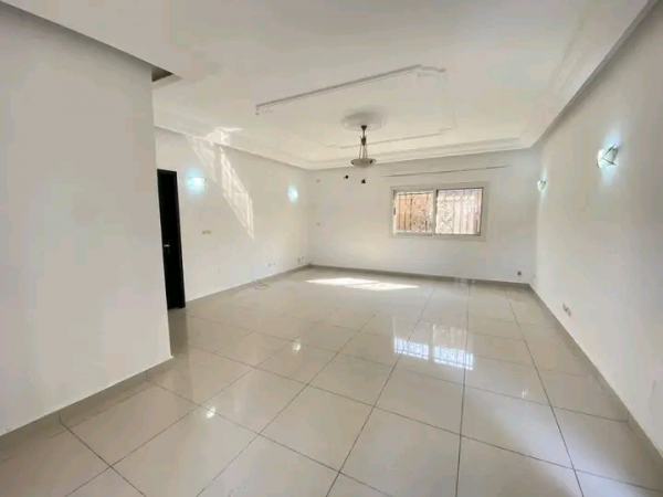 Appartement 2 chambres à louer à Mindoumbé 2