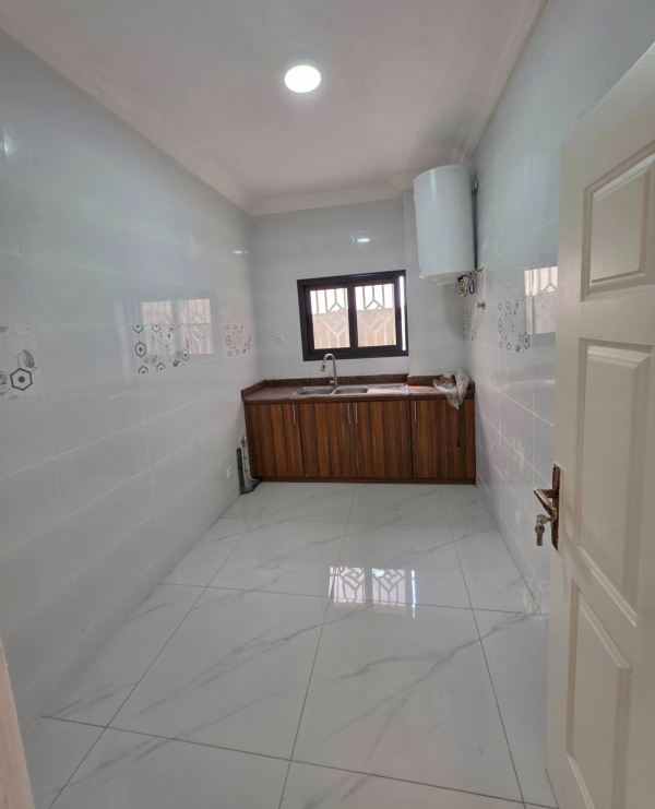 Appartement 2 chambres à louer au Stade d’Angondjé