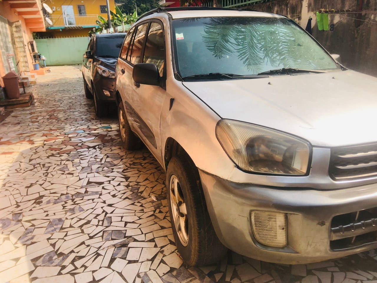 Rav4 2 a vendre en etat